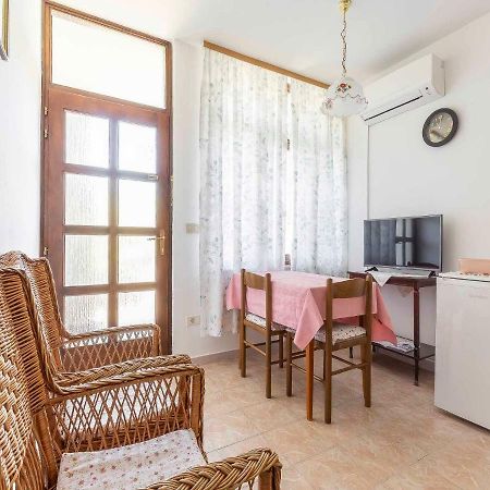 Mira Apartment Porec Exterior photo